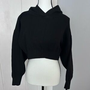 Zara Black Cropped Sweatshirt